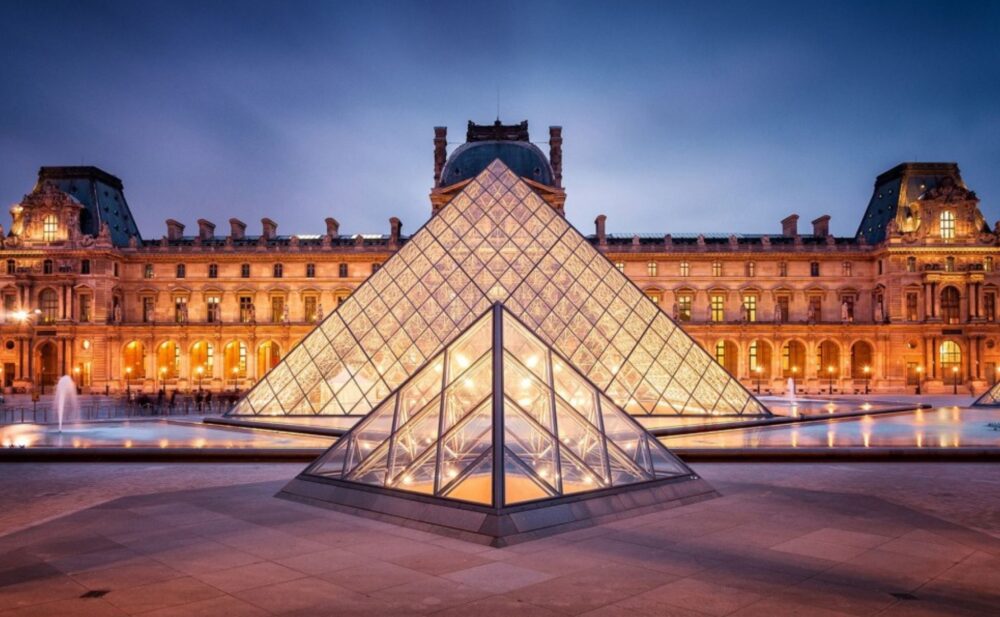Louvre-Pyramid-Modernist-Architects Louvre Pyramid Modernist Architects