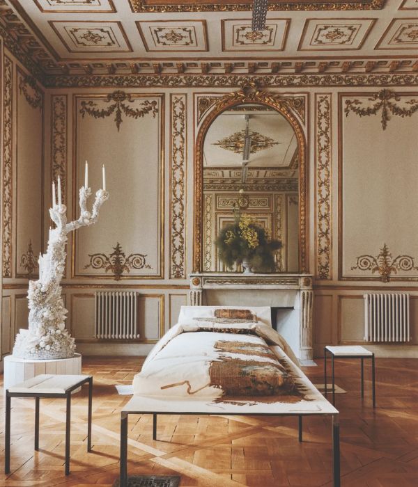 acne-studios-main-entrance Acne Studios Paris HQ Waiting Room